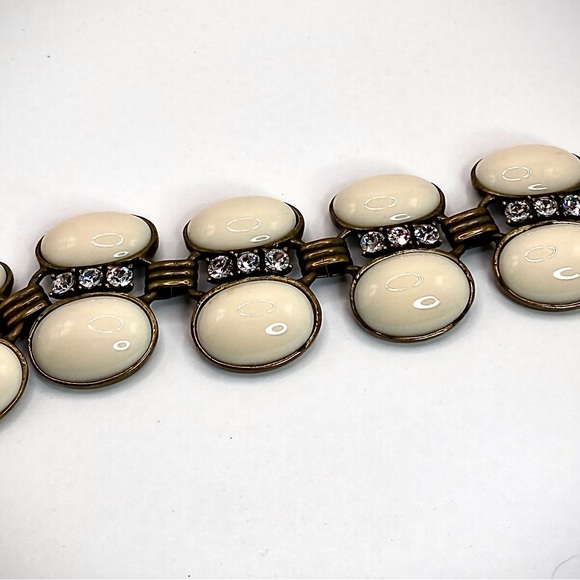 Vintage Gerard Yosca brass Tone Lucite Cabochons with crystals 6 panel Bracelet - Picture 3 of 8